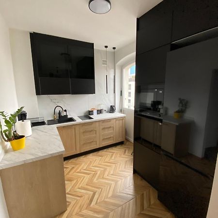 Ohmyhome - Plac Pieciu Rogow - Centrum Варшава Экстерьер фото