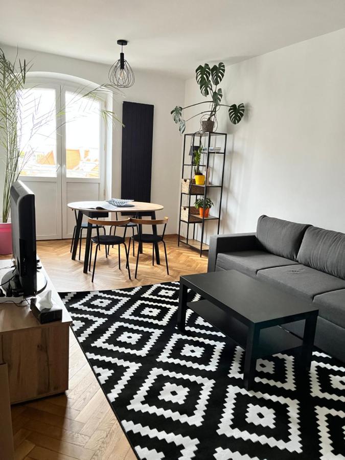 Ohmyhome - Plac Pieciu Rogow - Centrum Варшава Экстерьер фото