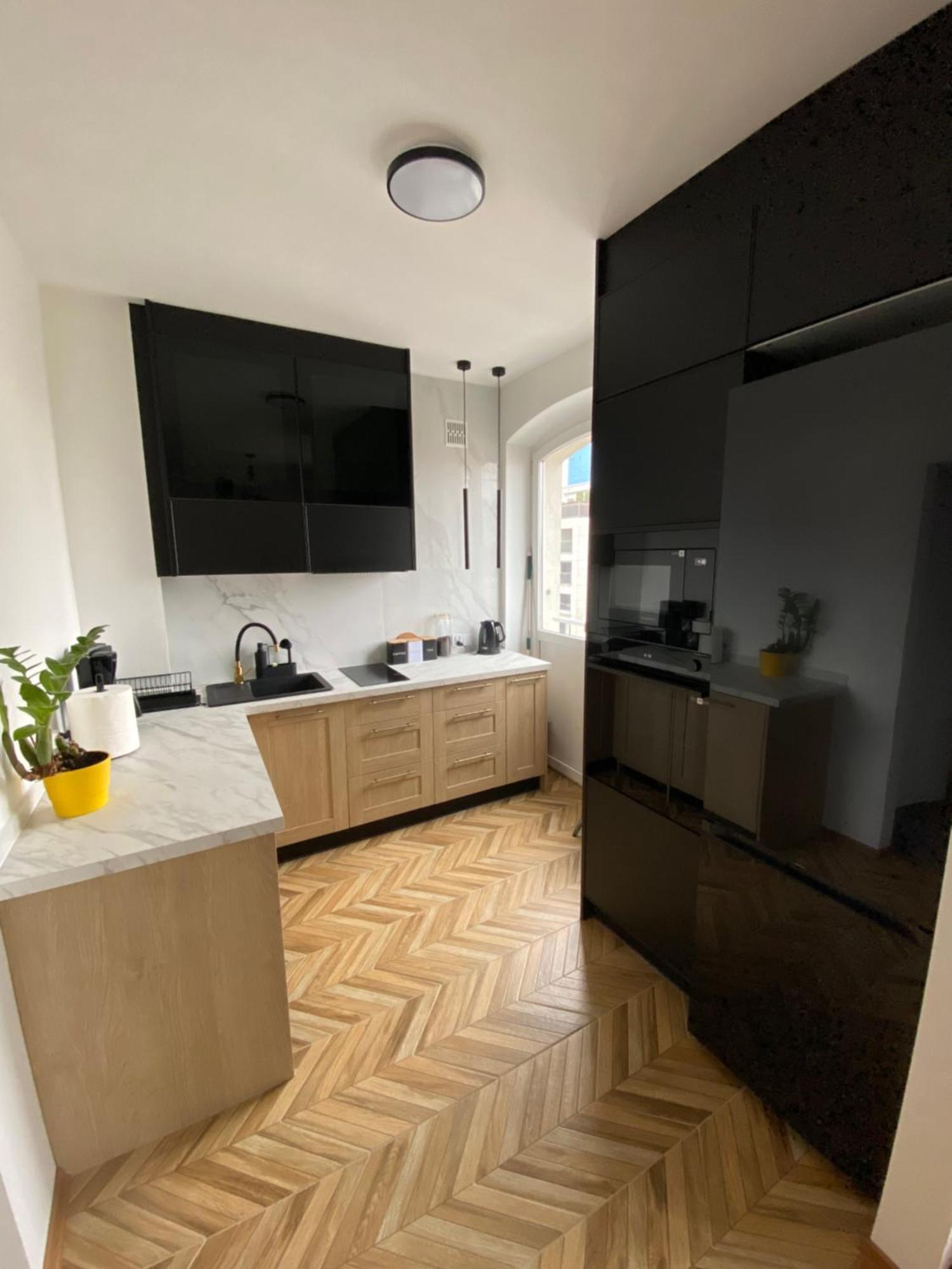 Ohmyhome - Plac Pieciu Rogow - Centrum Варшава Экстерьер фото
