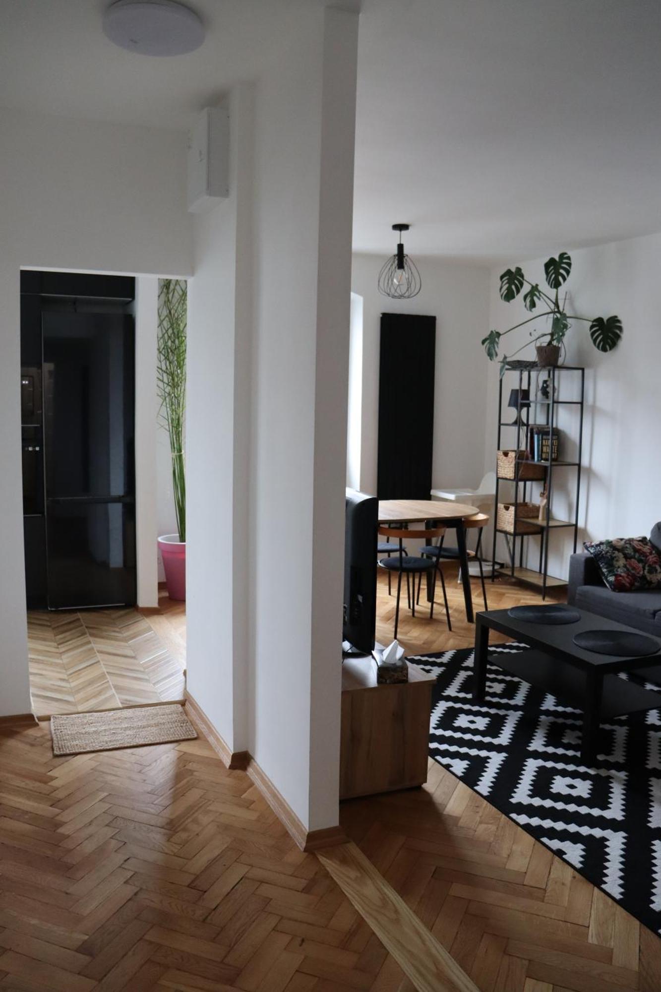 Ohmyhome - Plac Pieciu Rogow - Centrum Варшава Экстерьер фото